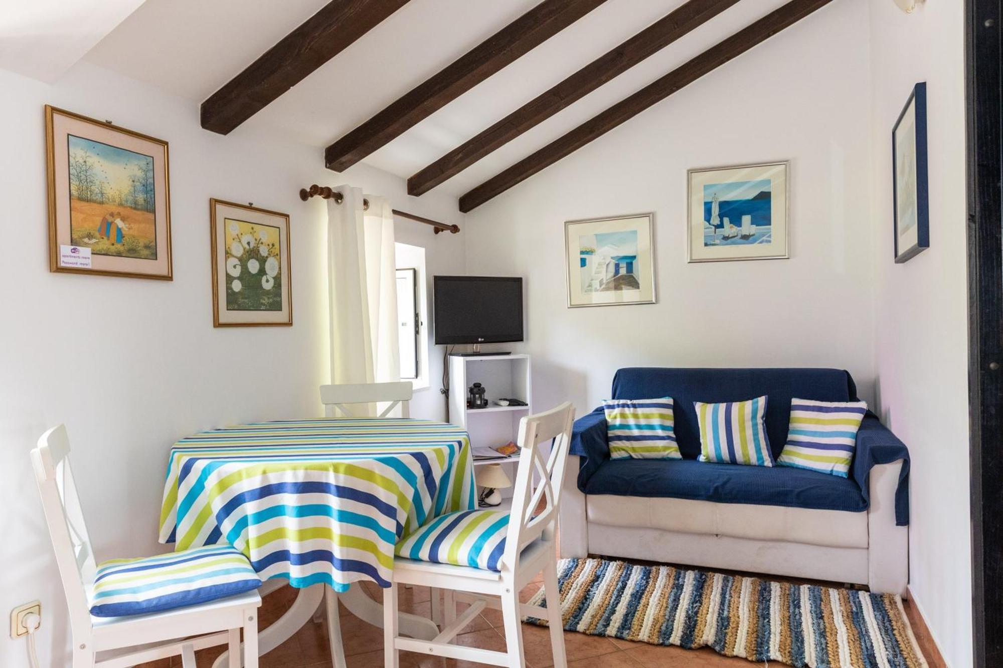 Apartments Mare Mlini Bilik gambar